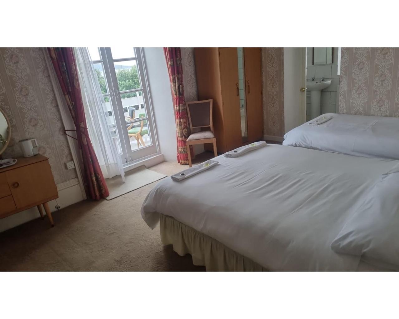 Savoy Hotel Weston-super-Mare Bagian luar foto